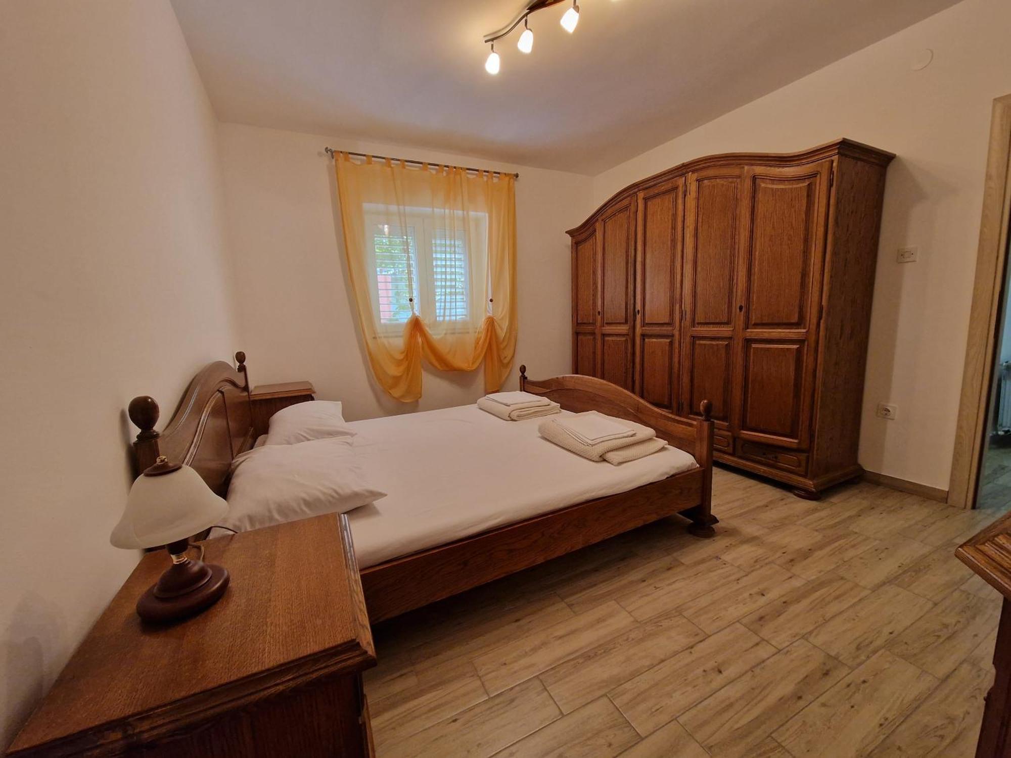 Apartments And Room Suza Senj  Habitación foto